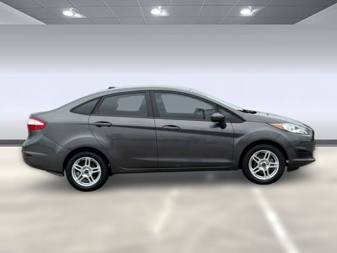 Used 2019 Ford Fiesta SE FWD image 8