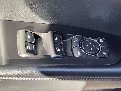 Used 2022 Lincoln Nautilus Reserve w/ Monochromatic Package image 12