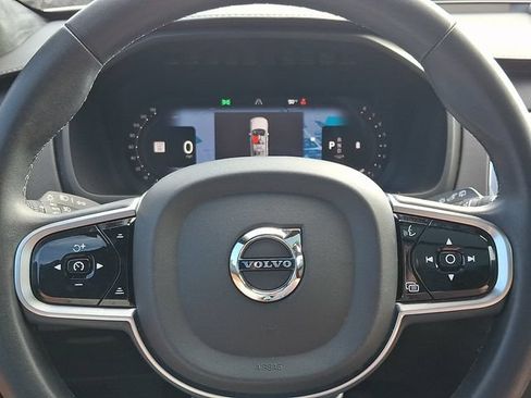 Used 2023 Volvo XC90 B6 Ultimate w/ Lounge Package AWD/4WD image 20