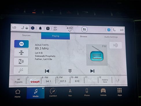 Used 2022 Jeep Grand Cherokee Limited 4xe w/ Luxury Tech Group II AWD/4WD image 21