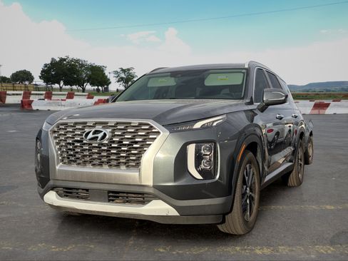 Used 2022 Hyundai Palisade SEL FWD image 5