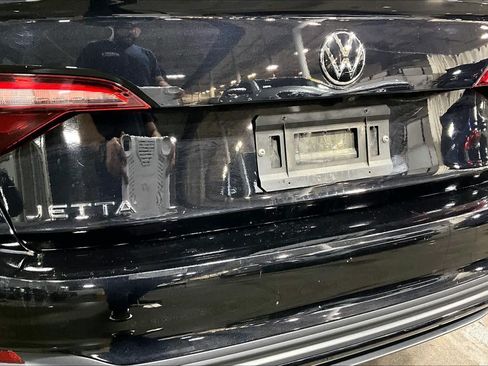 Used 2022 Volkswagen Jetta SE FWD image 31