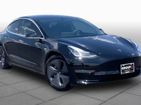 Used 2020 Tesla Model 3 Standard Range RWD image 2