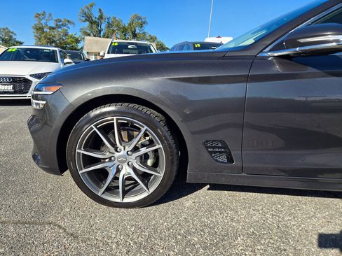 Used 2023 Genesis G70 2.0T image 2