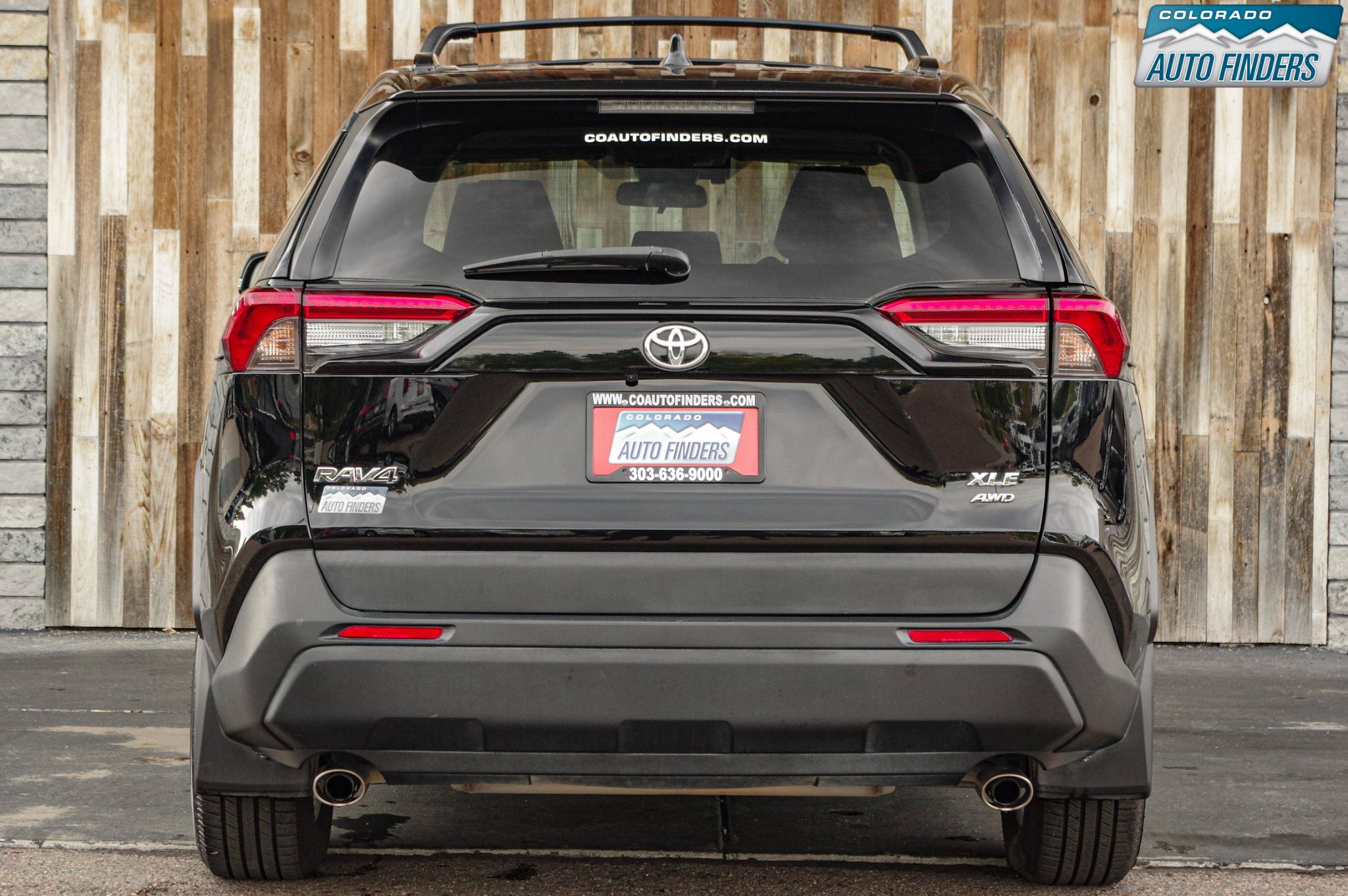 Used 2020 Toyota RAV4 XLE w/ Convenience Package AWD/4WD image 5