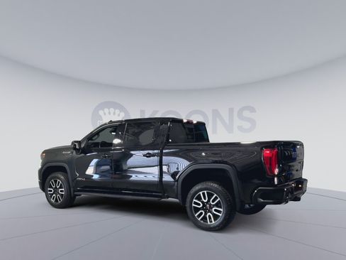 Used 2022 GMC Sierra 1500 AT4 w/ AT4 Premium Package AWD/4WD image 8