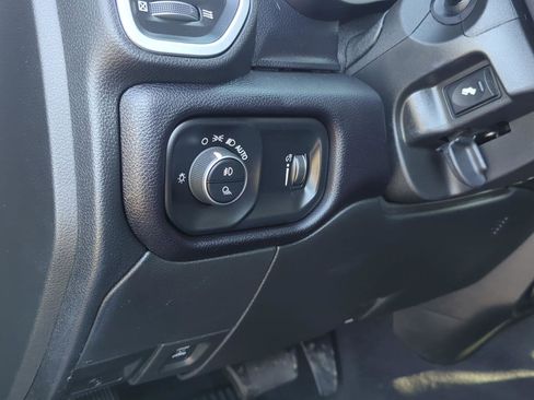 Used 2022 RAM 2500 Big Horn w/ Level C Equiment Group AWD/4WD image 15