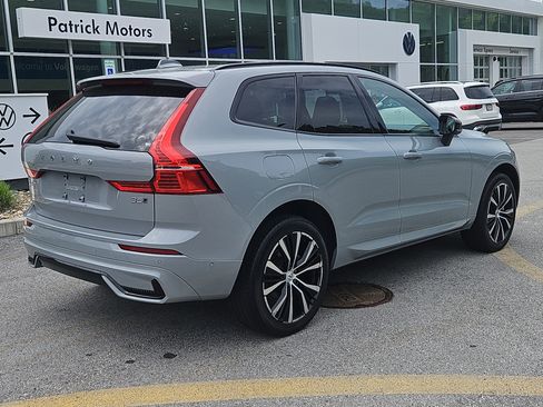 Used 2024 Volvo XC60 B5 Plus w/ Climate Package AWD/4WD image 2