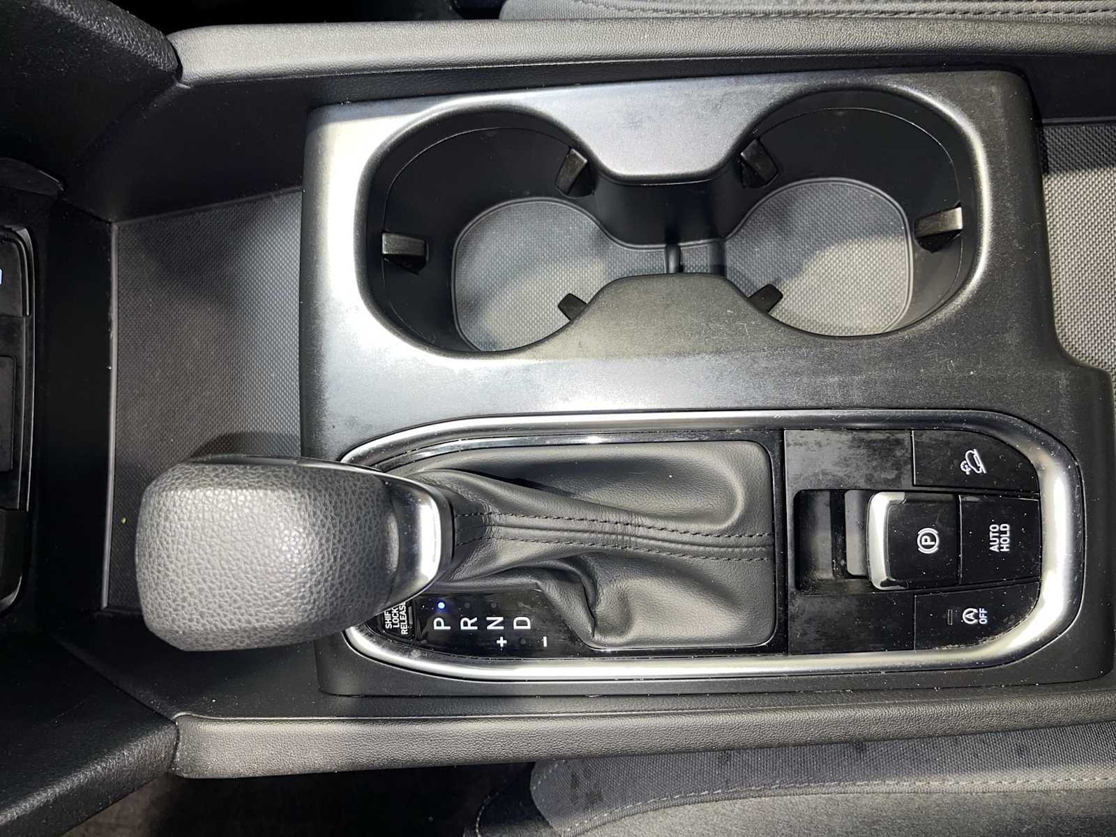 Used 2019 Hyundai Santa Fe SE AWD/4WD image 16