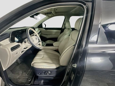 Used 2024 Hyundai Palisade Calligraphy FWD image 13