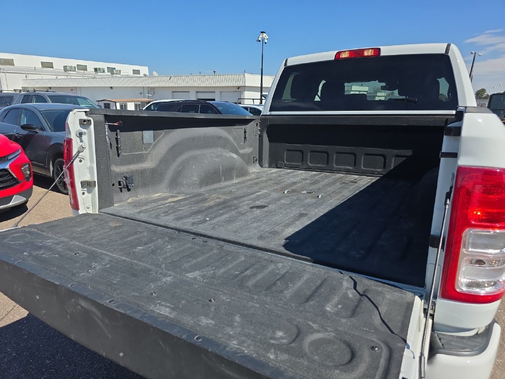 Used 2024 RAM 2500 Big Horn w/ Sport Appearance Package AWD/4WD image 18