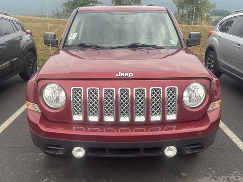 Used 2016 Jeep Patriot Sport w/ Power Value Group AWD/4WD image 2