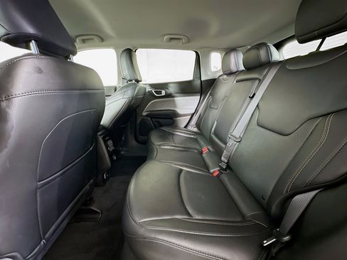 Used 2022 Jeep Compass Latitude AWD/4WD image 26