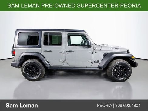 Used 2021 Jeep Wrangler Unlimited Willys image 8