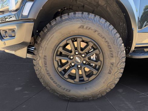 Used 2025 Ford F150 Raptor AWD/4WD image 14