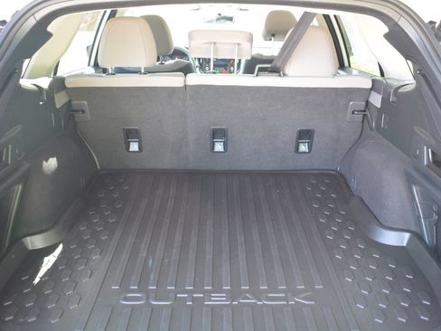 Used 2023 Subaru Outback Premium AWD/4WD image 21