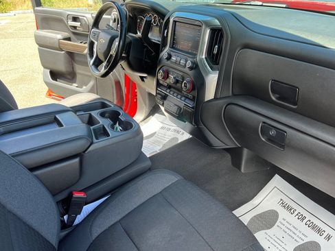 Used 2021 Chevrolet Silverado 2500 LT w/ Convenience Package AWD/4WD image 24