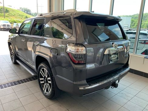Used 2021 Toyota 4Runner Limited AWD/4WD image 9