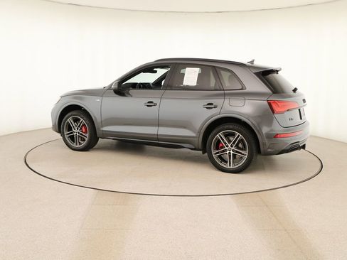 Certified 2025 Audi Q5 e Premium Plus w/ Premium Plus Package image 3