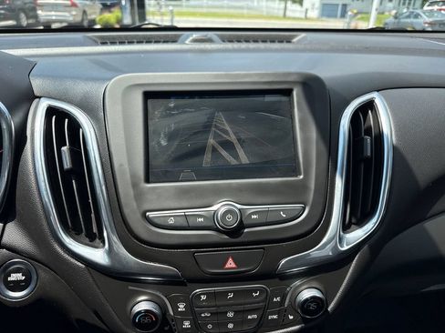 Used 2019 Chevrolet Equinox LT AWD/4WD image 12