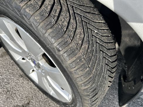 Used 2008 Volvo V70 FWD image 18