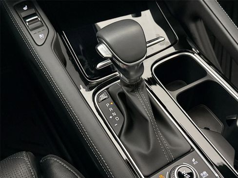 Used 2025 Kia Telluride SX X-Line image 28