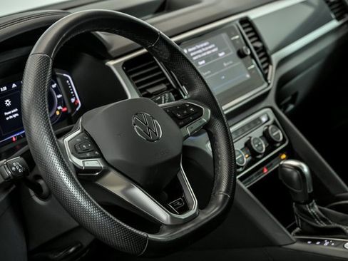 Certified 2023 Volkswagen Atlas Cross Sport SEL R-Line image 14