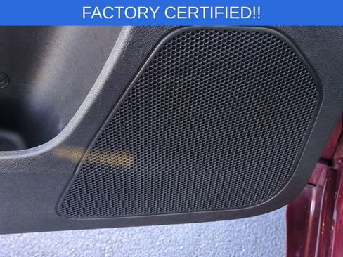 Certified 2019 Jeep Cherokee Overland image 27