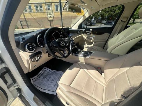 Used 2017 Mercedes-Benz GLC 300 image 10