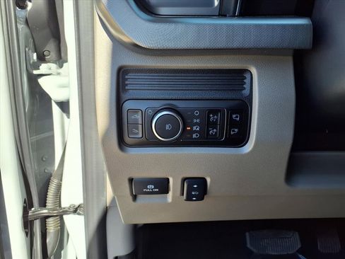 New 2026 Ford F450 Platinum w/ Platinum Plus Package image 20