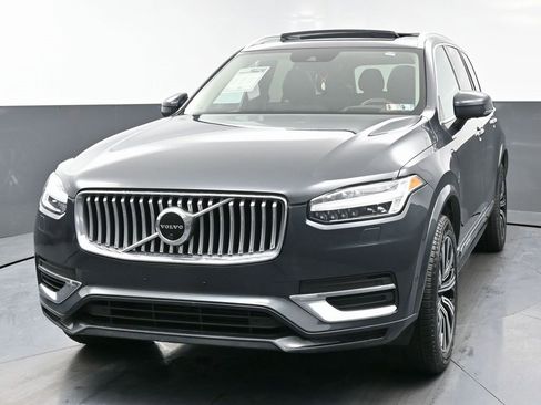 Used 2021 Volvo XC90 T8 Inscription w/ Protection Package Premier image 5