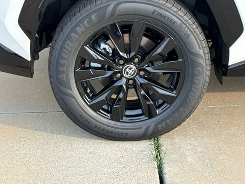 New 2026 Toyota RAV4 SE AWD/4WD image 7