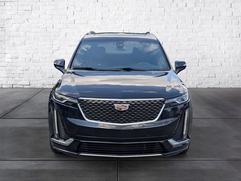 Used 2021 Cadillac XT6 Premium Luxury AWD/4WD image 3