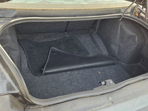 Used 2010 Dodge Challenger SE image 8