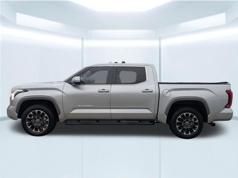 Used 2024 Toyota Tundra Limited AWD/4WD image 2