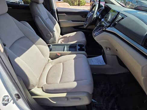 Used 2022 Honda Odyssey EX image 16