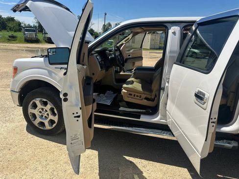 Used 2011 Ford F150 Lariat w/ Lariat Chrome Pkg AWD/4WD image 10