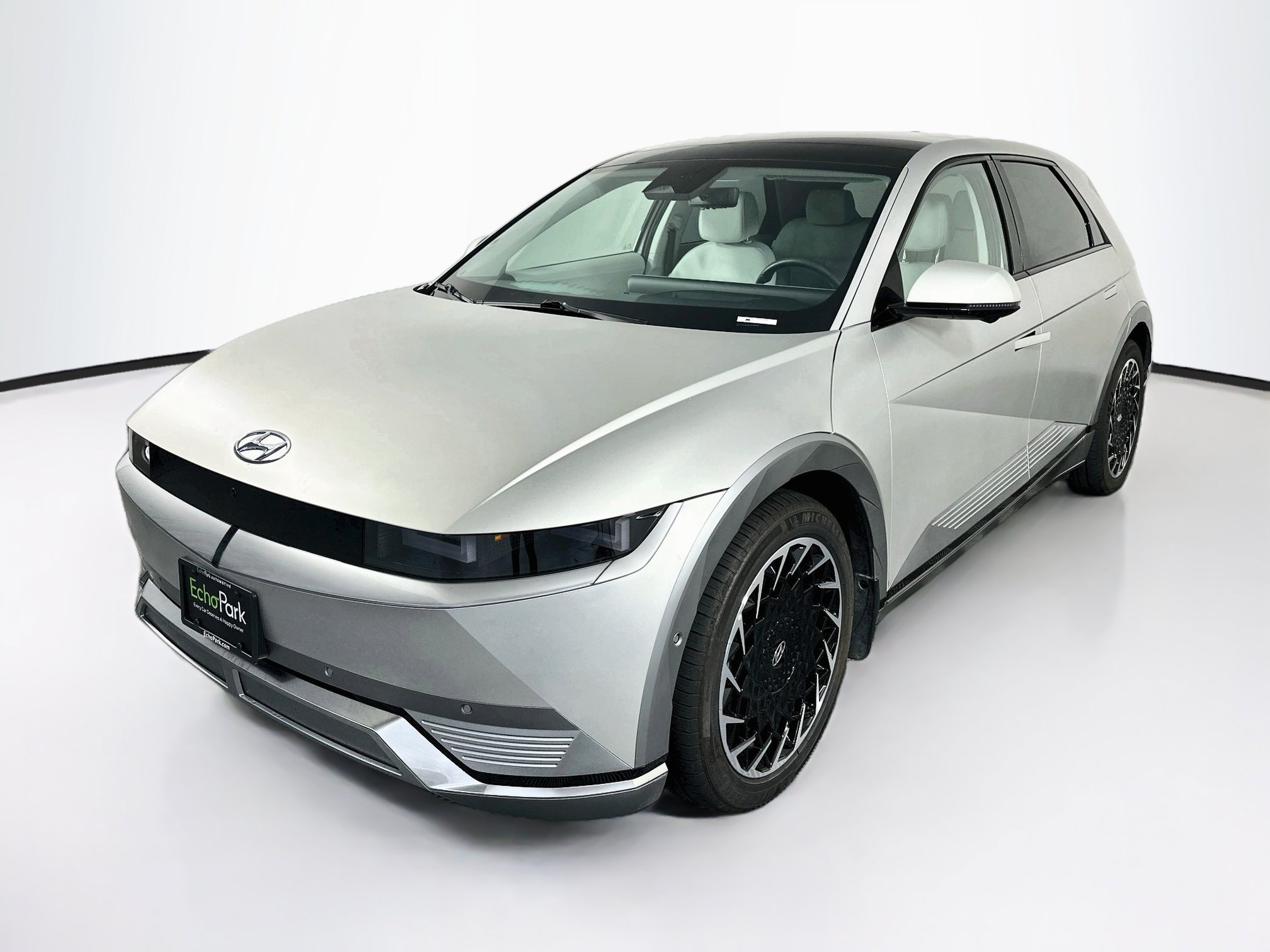 Used 2024 Hyundai Ioniq 5 Limited AWD/4WD image 3