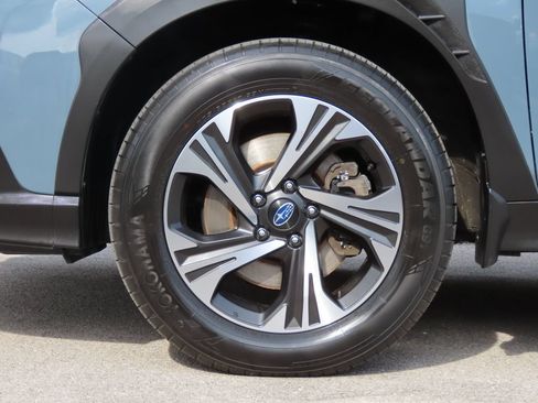 Used 2024 Subaru Crosstrek 2.0i Premium AWD/4WD image 16
