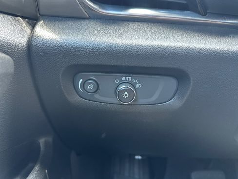Used 2020 Chevrolet Traverse LS w/ LPO, Floor Liner Package AWD/4WD image 19
