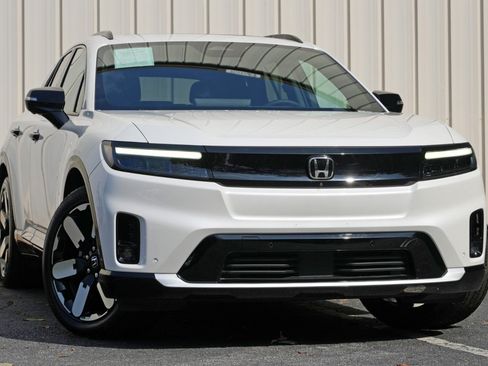 Used 2024 Honda Prologue Elite image 2