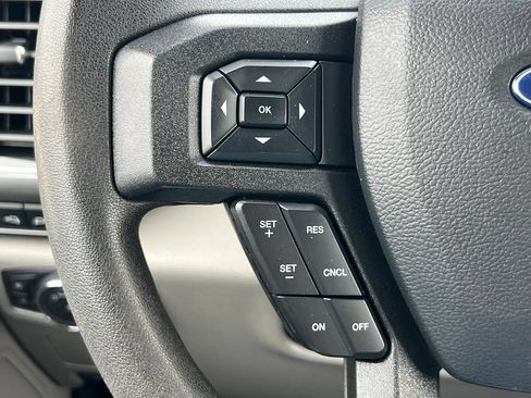 Used 2019 Ford F250 XLT w/ XLT Premium Package AWD/4WD image 36