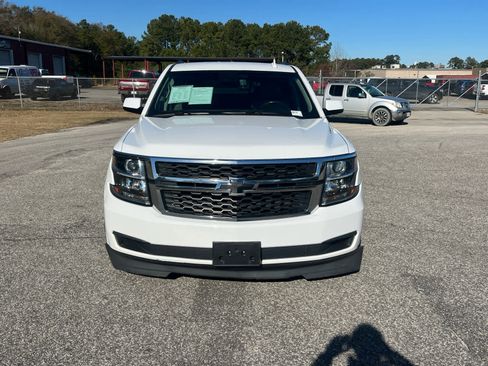 Used 2018 Chevrolet Suburban LT image 11