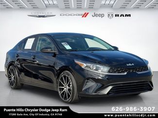 Used 2022 Kia Forte LXS image 1