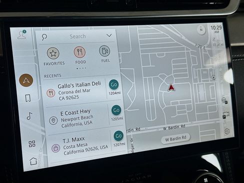 Used 2025 Jaguar F-PACE R-Dynamic S image 22