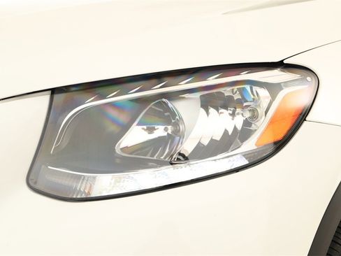 Used 2018 Mercedes-Benz GLC 300 GLC 300 image 34