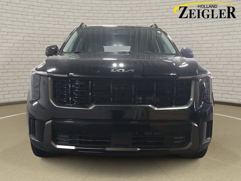 Used 2025 Kia Sorento SX image 2