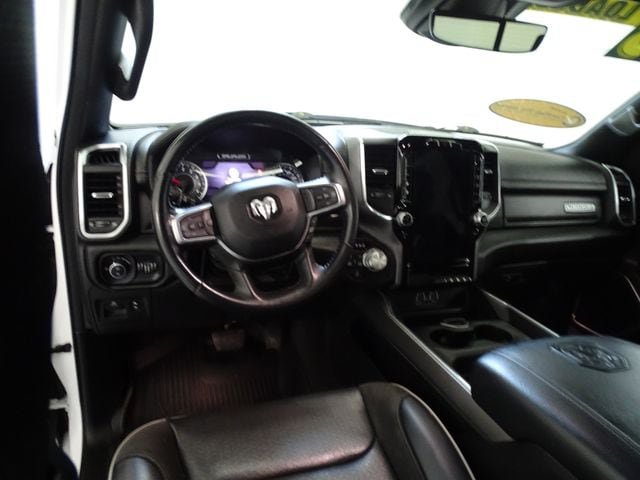 Used 2023 RAM 1500 Laramie AWD/4WD image 5