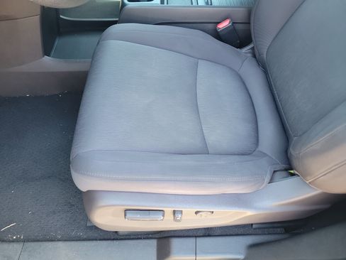 Used 2019 Honda Odyssey EX image 23