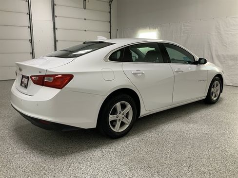 Used 2024 Chevrolet Malibu LT FWD image 5